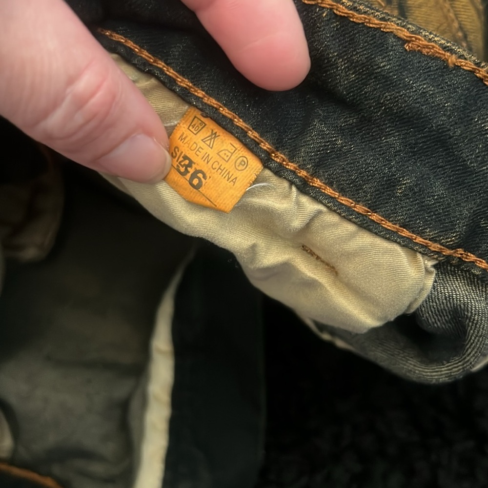 Men’s Jean - Picture 3 of 7